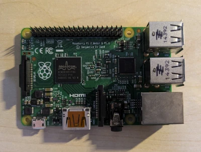 Raspberry Pi 2 Model B V1.1 + Raspberry Pi Gehäuse - Bild 1 von 4