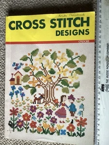 Cross Stitch Patterns Floral Designs Ondori 1975 Vintage PB Book Japan - Picture 1 of 22