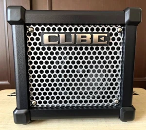 Amplificador de guitarra negro ROLAND MICRO CUBE GX de Japón - Imagen 1 de 6