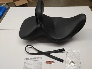GENUINE HARLEY DAVIDSON Signature Series Smooth Seat W/ Rider Backrest 51985-08 - Picture 1 of 12