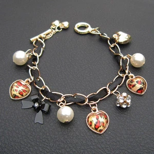 Betsey Johnson Leopard Heart Gold Pearl Crystal Bead Chain Toggle Charm Bracelet - Picture 1 of 1