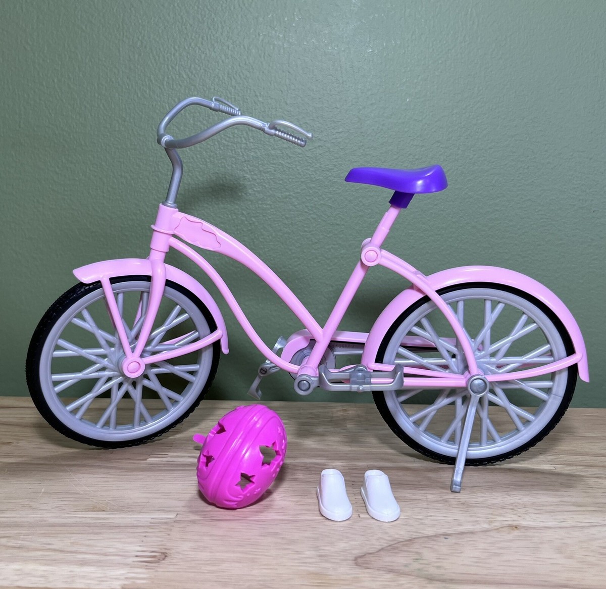 Barbie GBK85 Doll & Scooter Pink Role Play Set Mattel New Girls Xmas Toy Age 3+