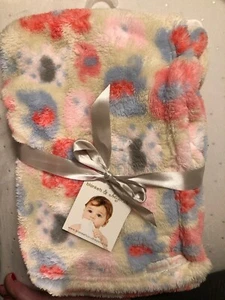 Blankets & Beyond hellbraun rosa blau Elefantenmuster Babydecke 28x30" Fleece Neu mit Etikett - Bild 1 von 1
