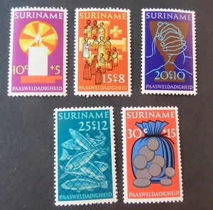 Suriname 1972 Easter Charity SG715/9 MNH UM unmounted mint - Imagen 1 de 1