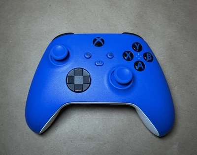Microsoft Xbox Series X|S Wireless Controller Robot Blue 1914 w/ Battery Cover - Image 1 of 4