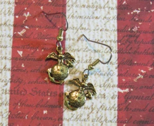 Orecchini Marines US Marines Placcati Oro 24 Carati Aquila Militare Americana - Foto 1 di 5