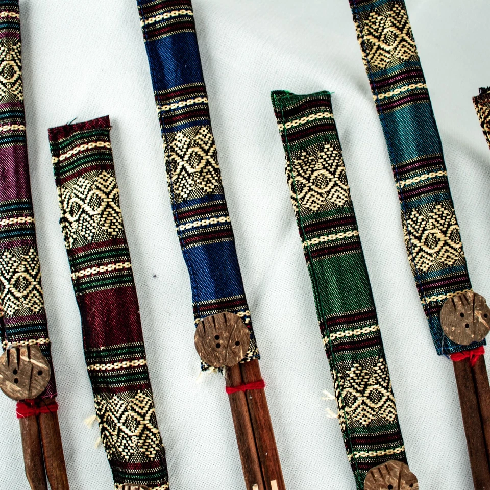 Handmade Curved Wood Bamboo Traditional Japanese Chopsticks Case Set of 6 - Image 1 of 4