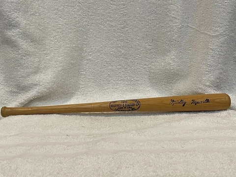 VINTAGE 1960's Mickey Mantle Mini 16 Inch Bat, New York Yankees, VERY NICE! Cover