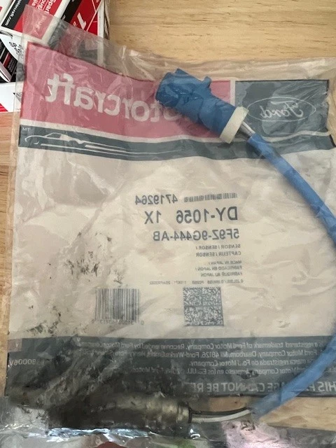 Sensor de oxígeno nuevo modelos Ford 2005-2010. Ver guía de montaje Foto 1 de 2