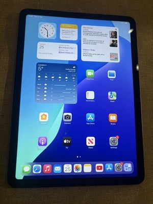 Apple iPad Air 2022 (5th Gen) - Space Grey - 64GB Wi-Fi - 10.9" M1 Chip ✅✅ - Image 1 of 4