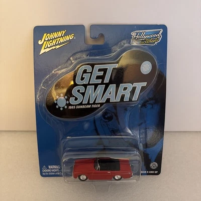 Johnny Lightning Hollywood sobre ruedas - Get Smart 1965 Sunbeam Tiger Car nuevo en paquete Foto 1 de 2