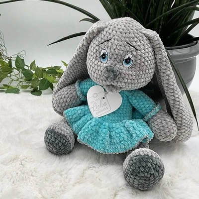 Häkeltier Kuscheltier Häkelarbeit Amigurumi gehäkelter süßer Hase - Bild 1 von 4