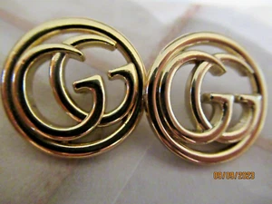 GUCCI 2 BUTTONS 23MM gold tone, METAL THIS IS FOR 2 - Picture 1 of 4