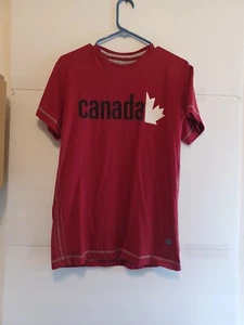 It’s Fun To Be Canadian Canada Red T-Shirt NWT Sz M Pre-owned Read Description - Picture 1 of 12