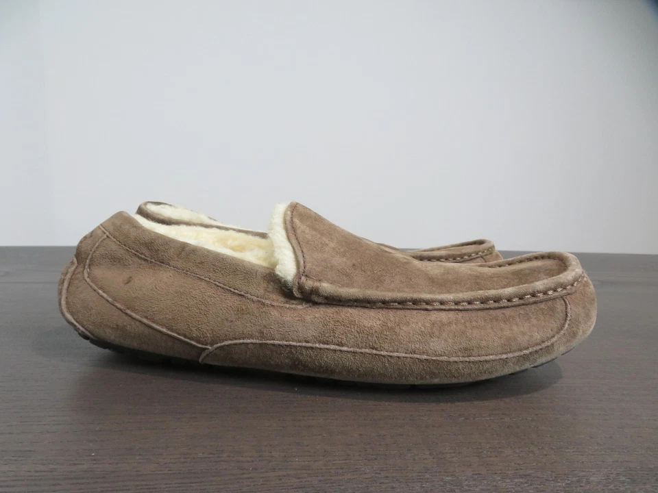 UGG Ascot Shoes Mens Size 12 Brown Suede Shearling Lined Slippers Indoor Outdoor - Image 1 of 4