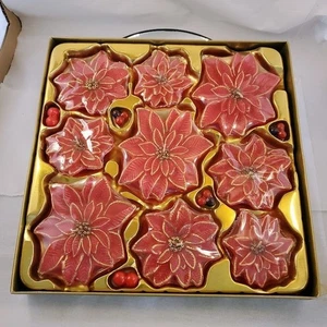 Vintage 1990s–2000s Poinsettia Floating Candles Set of 9 Christmas Holiday Decor - Picture 1 of 3