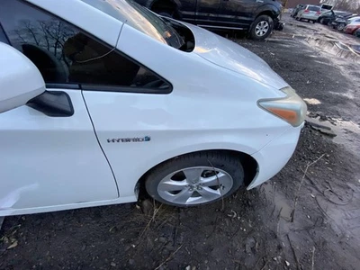 Guardabarros derecho 10 11 12 13 14 15 TOYOTA PRIUS Foto 1 de 4