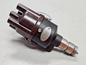 NICE USED ORIGINAL GENUINE PORSCHE 356A BOSCH VJ4BR9 IGNITION DISTRIBUTOR 1/56 - Picture 1 of 17