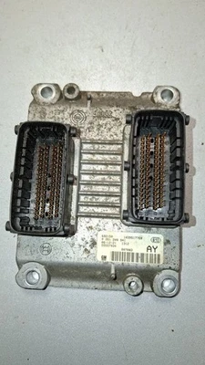 Centralina motore diesel Opel Corsa D 2012 modulo 1039S17768 VAQ7008 - Immagine 1 di 3