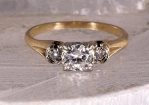 Solitaire Diamond Ring with Diamond Accents 14K Yellow Gold Size 6 - Picture 1 of 8