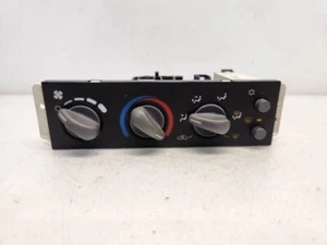 2004 Pontiac Sunfire HVAC Temp Control - Picture 1 of 9