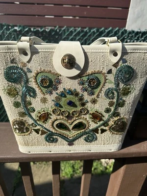 BOLSO DE MANO DE COLECCIÓN**CORAZÓN JOYA** Foto 1 de 4