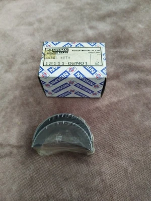 Juego de rodamientos de varilla de conexión originales Nissan Cabstar y furgoneta Urvan 1211102N01 Foto 1 de 4