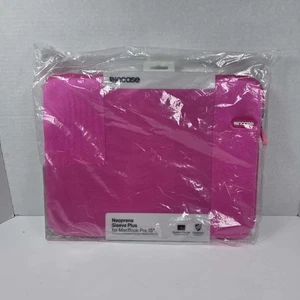 Funda de neopreno Incase Plus para Apple MacBook Pro de 15", rosa - Imagen 1 de 8