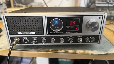 President Washington Base Station 27 MHz CB 858 PLL 2 Button Version - image 1 of 4
