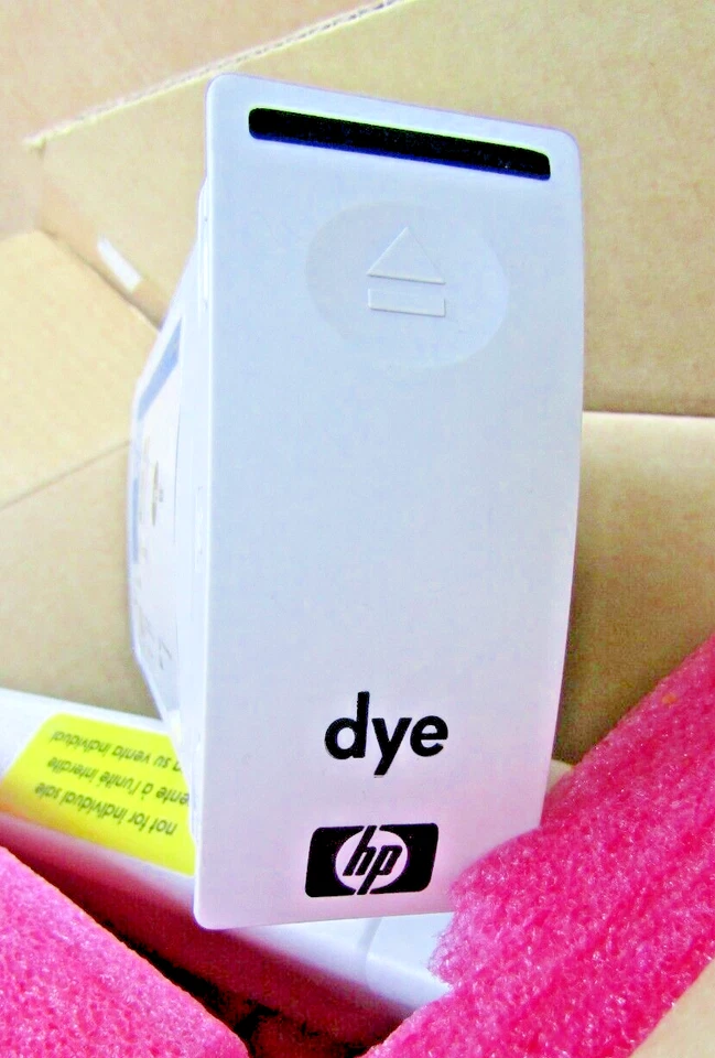 🔥2) NEW HEWLETT PACKARD HP 81 BLACK DYE 680ml INK CARTRIDGE C4930A C5066A BOX 2 - Image 1 of 4
