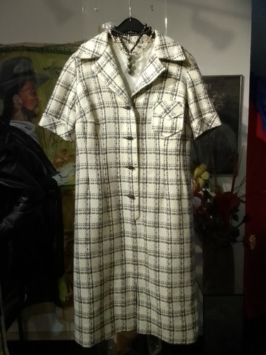 CHANEL Abito cappotto pregiato su misura