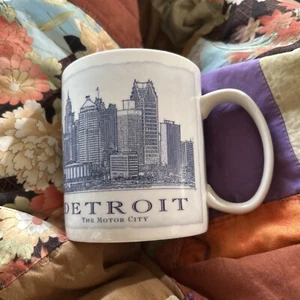 2006 Starbucks Detroit The Motor City Coffee Mug Souvenir Collectible 18. Fl. Oz - Picture 1 of 6