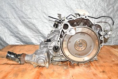 2002-2006 Honda CRV K24A1 2.4L CR-V 4x4 K24A AWD 5-Speed Manual Transmission 60K - Image 1 of 4