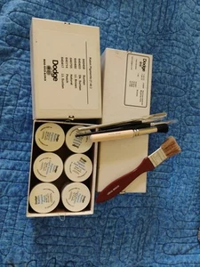 Dodge Restorative Art Kit, Funeral Home, Mortuary, Kalon Pigment, Brushes - Picture 1 of 6