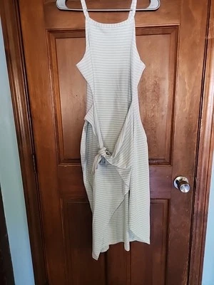 Vestido de sol de moda talla mediana azul y blanco a rayas envolvente falso Foto 1 de 4