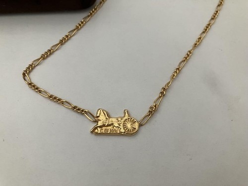 Collana CELINE carrozza lepre