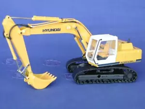 ROS 00056 Hyundai Robex 290LC Track Excavator  - Yellow 1/32 Die-cast MIB - Picture 1 of 1
