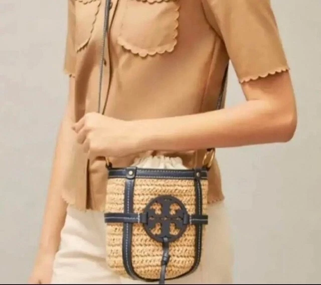 美品　トリーバーチ　Miller Straw Mini Bucket Bag TORY BURCH Miller Straw Mini Bucket Shoulder Bag Used In good