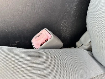 Seat Belt Buckle Driver Left Front Fits 05-15 TACOMA 1225936 Foto 1 de 4