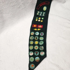 Vintage Girl Scouts Troop Sash Taconic 211 5 Pins 28+ Patches - Picture 1 of 6