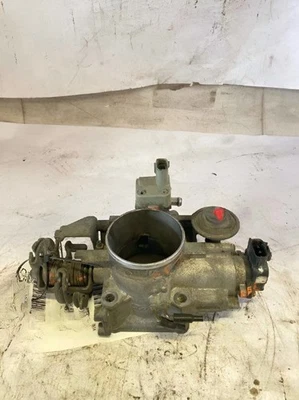 1996-2000 Toyota 4Runner Throttle Body Assembly OEM - Imagem 1 de 4