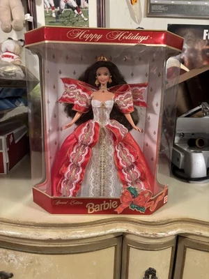  Barbie Happy Holidays 1997 oro edición especial Foto 1 de 3