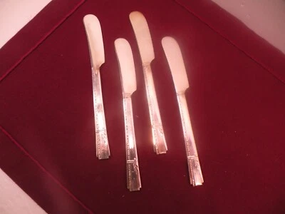 Juego de 4 cuchillos esparcidores de mantequilla Oneida Prestige GRENOBLE 6 3/8" plateados Foto 1 de 4