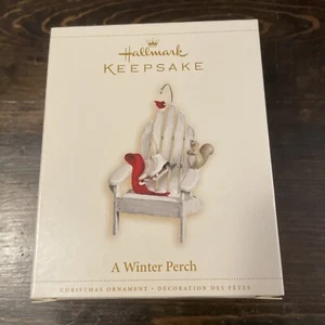 New Hallmark Keepsake Ornament 2006 A Winter Perch in Original Box - Picture 1 of 5