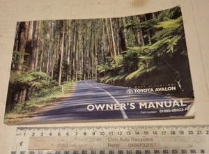 TOYOTA AVALON OWNERS OPERATORS MANUAL USED - Picture 1 of 3