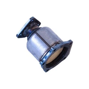 Catalytic Converter Fits 2001 Kia Spectra - Picture 1 of 2