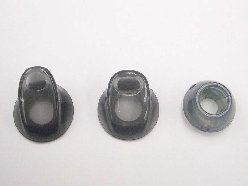 Original Jabra MOTION Accessory Pack contains 3 EarGels in 3 different size GREY - Image 1 of 1