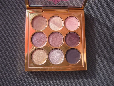 MAC x Disney Aladdin Princess Jasmine Eyeshadow Palette - Bild 1 von 3