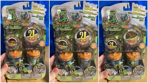 Choose 1x Mad Lab Untamed Exclusive Hybrid Creature Series 1 Unveil Extract Pack Cover