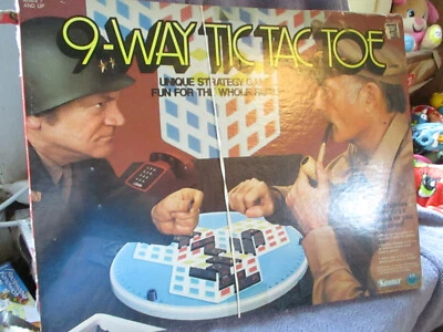 Kenner 9-WAY TIC TAC TOE JUEGO DE MESA - 1978 General Mills Nº 40050 Foto 1 de 4